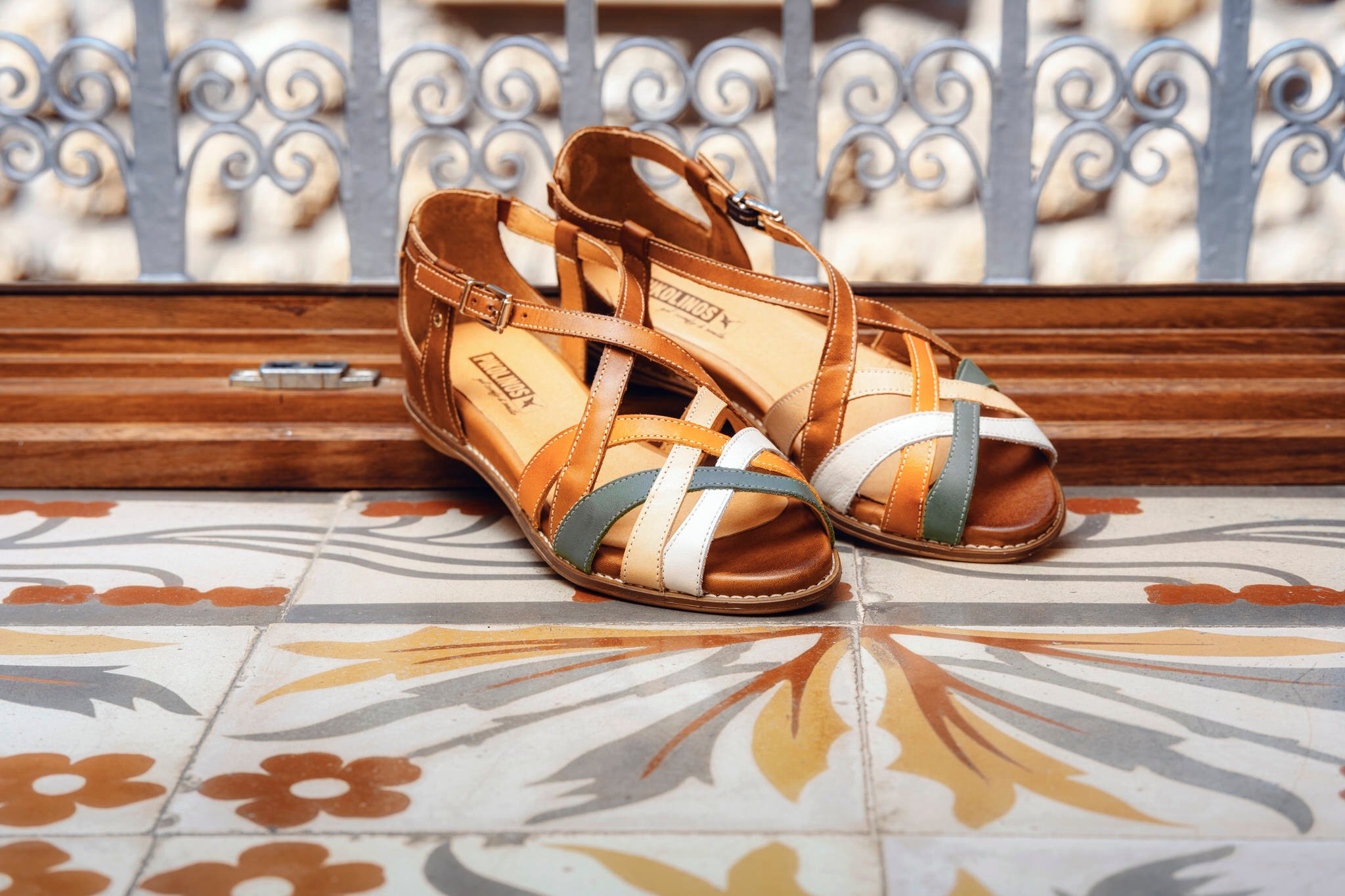 Photographie de sandales pour femmes Pikolinos à l'hôtel Ca'n Abril